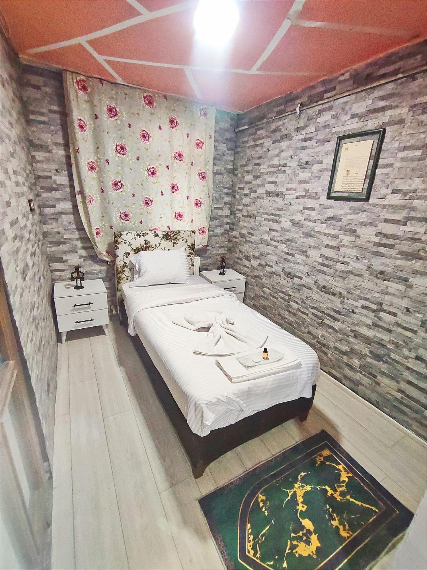 Taksim Luxurious Style Hotel Istanbul Bagian luar foto