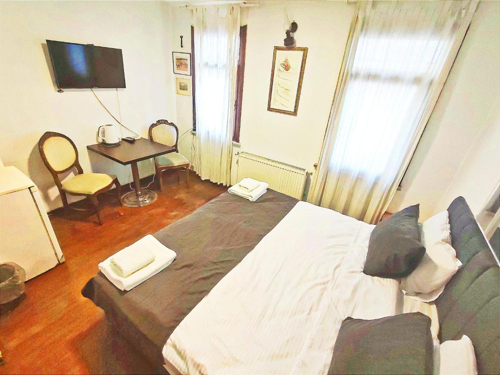 Taksim Luxurious Style Hotel Istanbul Bagian luar foto